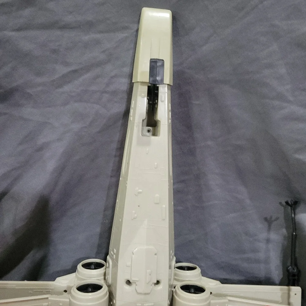 Star Wars Vintage ESB Battle Damaged X-Wing Fighter Kenner 1983 NOT Working